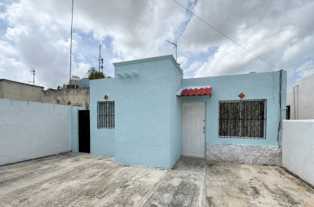 Casa de una planta en sol caucel de dos recamaras con aires acondicionados